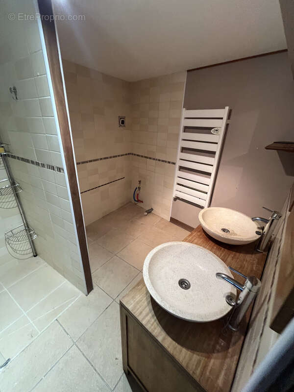 Maison à COMPREIGNAC