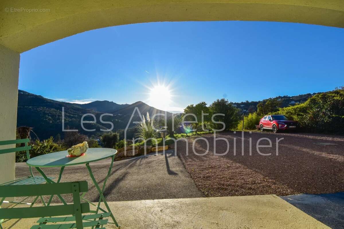 Maison à LES ADRETS-DE-L'ESTEREL