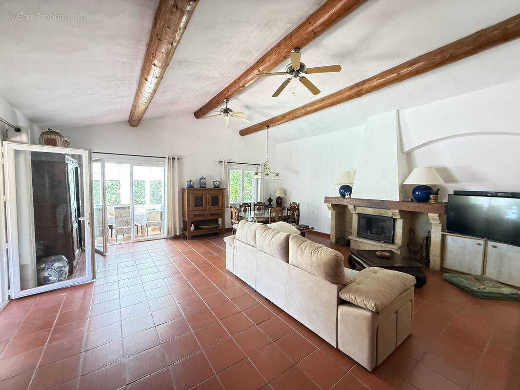 Maison à GARRIGUES-SAINTE-EULALIE