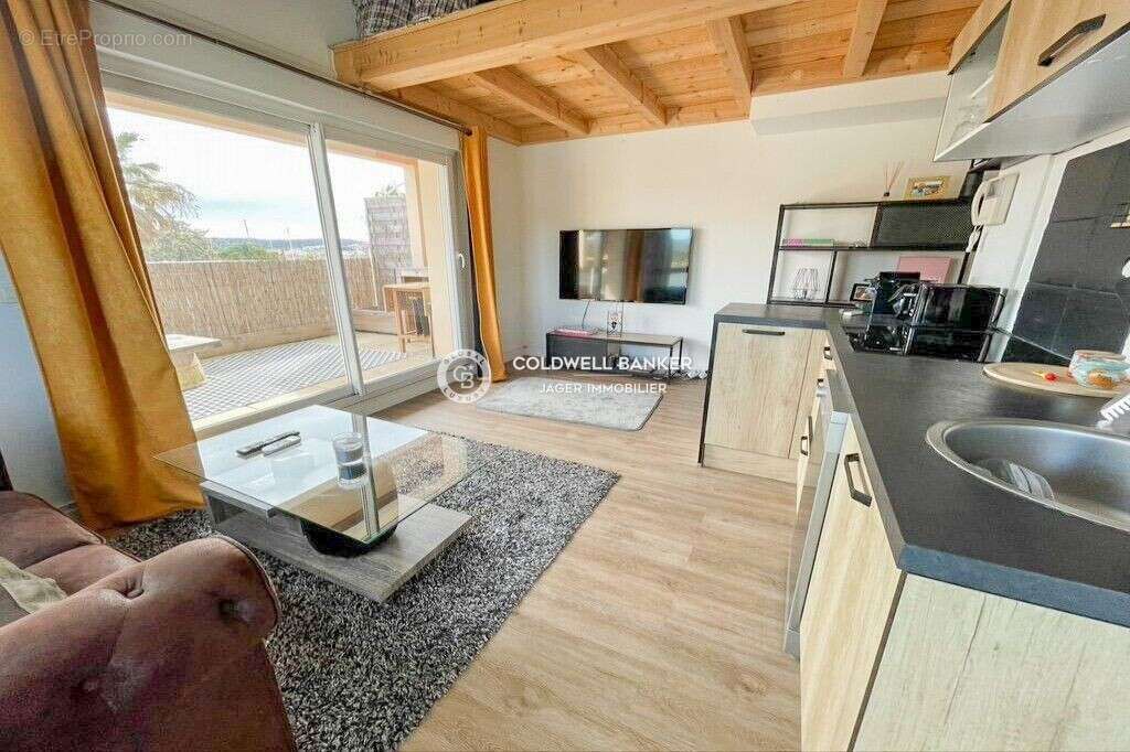 Appartement à GRIMAUD