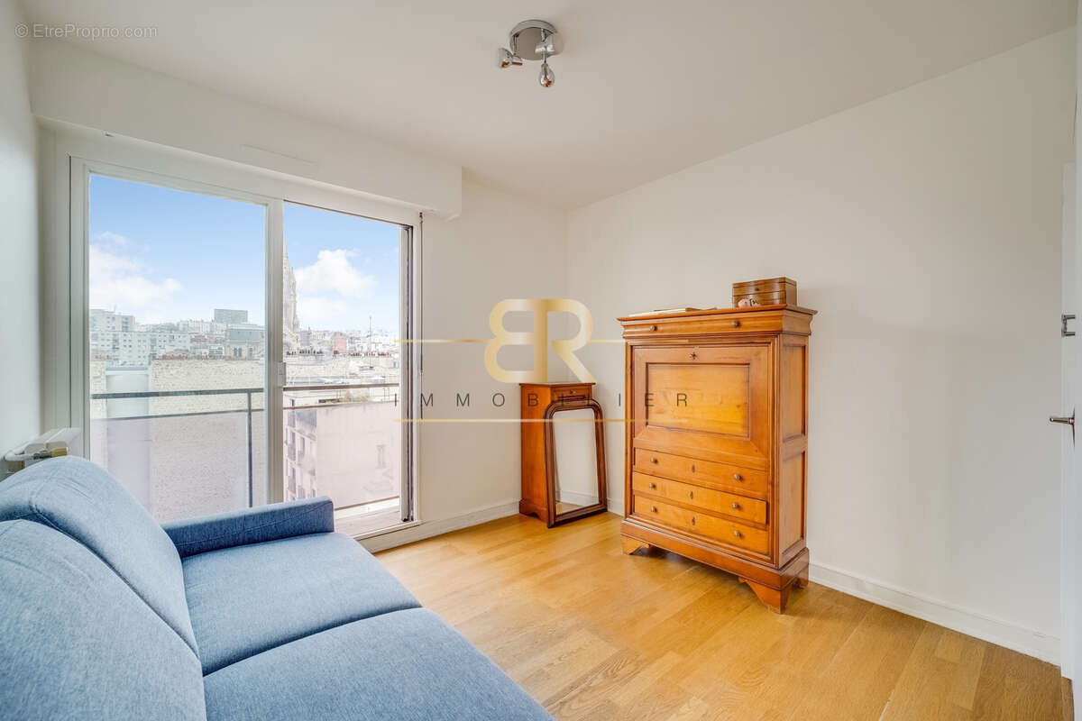 Appartement à PARIS-20E