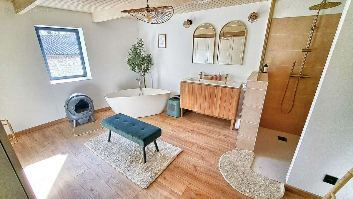 Maison à SAINT-MARTIN-DE-LONDRES