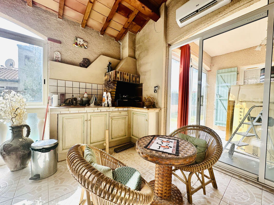 Maison à VILLENEUVE-DE-LA-RAHO