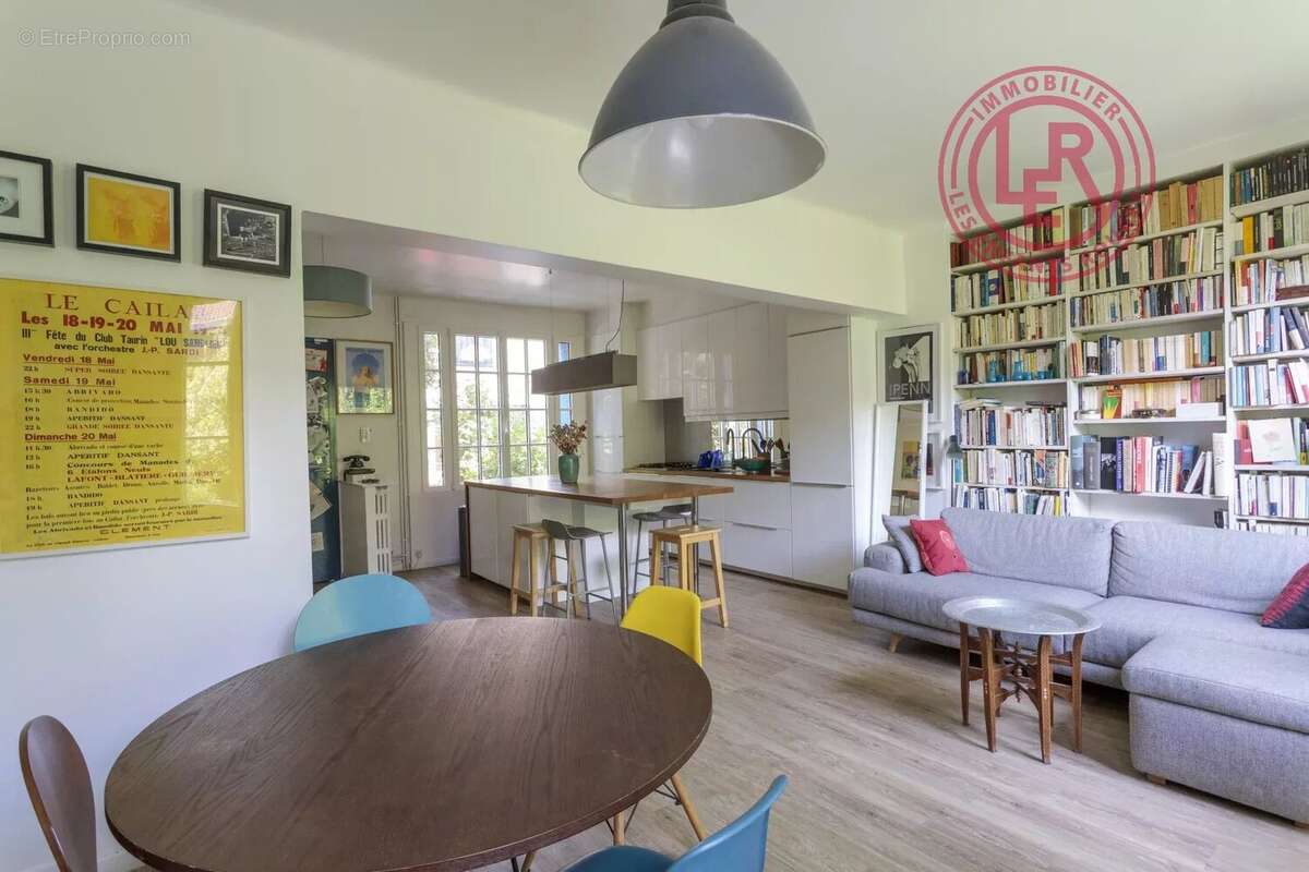 Appartement à IVRY-SUR-SEINE