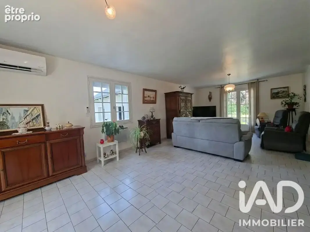 Photo 1 - Maison à RESTIGNE