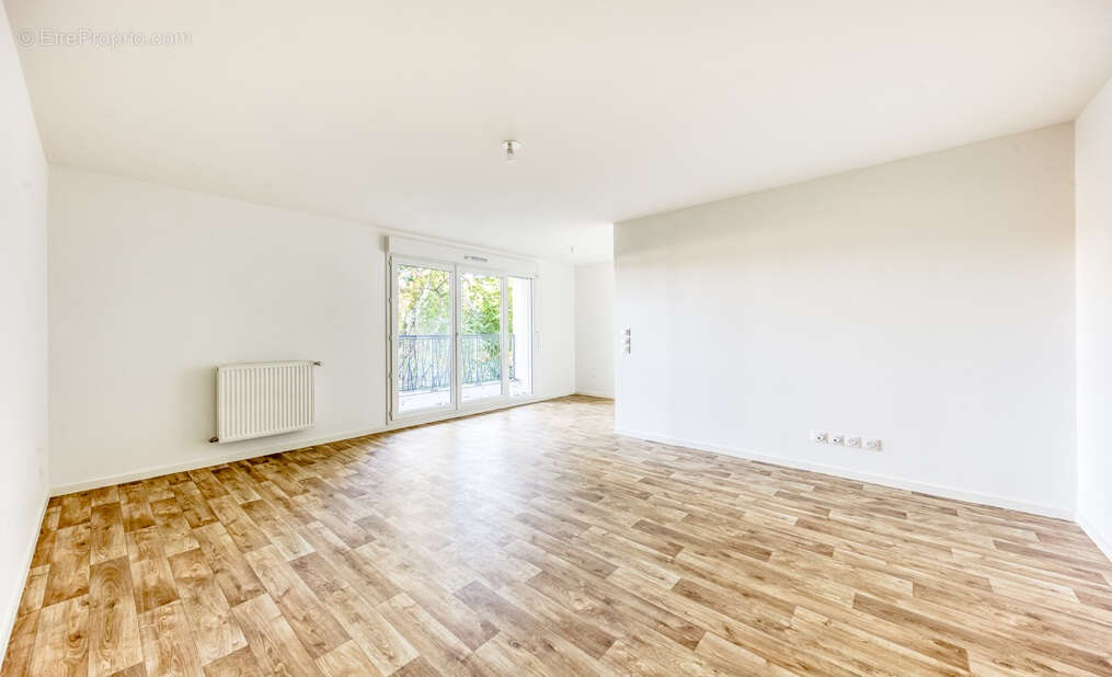Appartement à OZOIR-LA-FERRIERE
