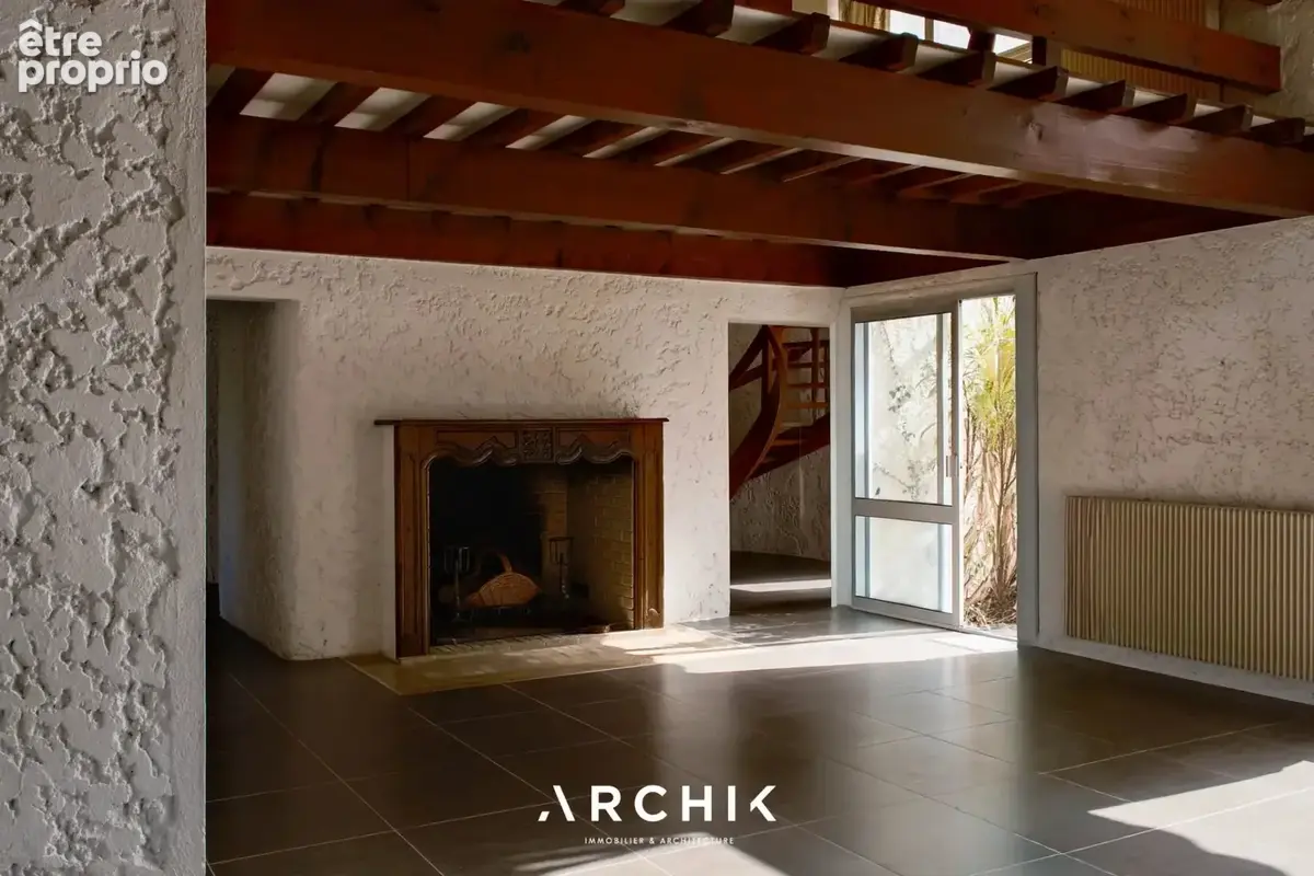 Maison 7 pièces 300 m² à vendre à Saint-Sulpice-Et-Cameyrac (33450) - photo 6
