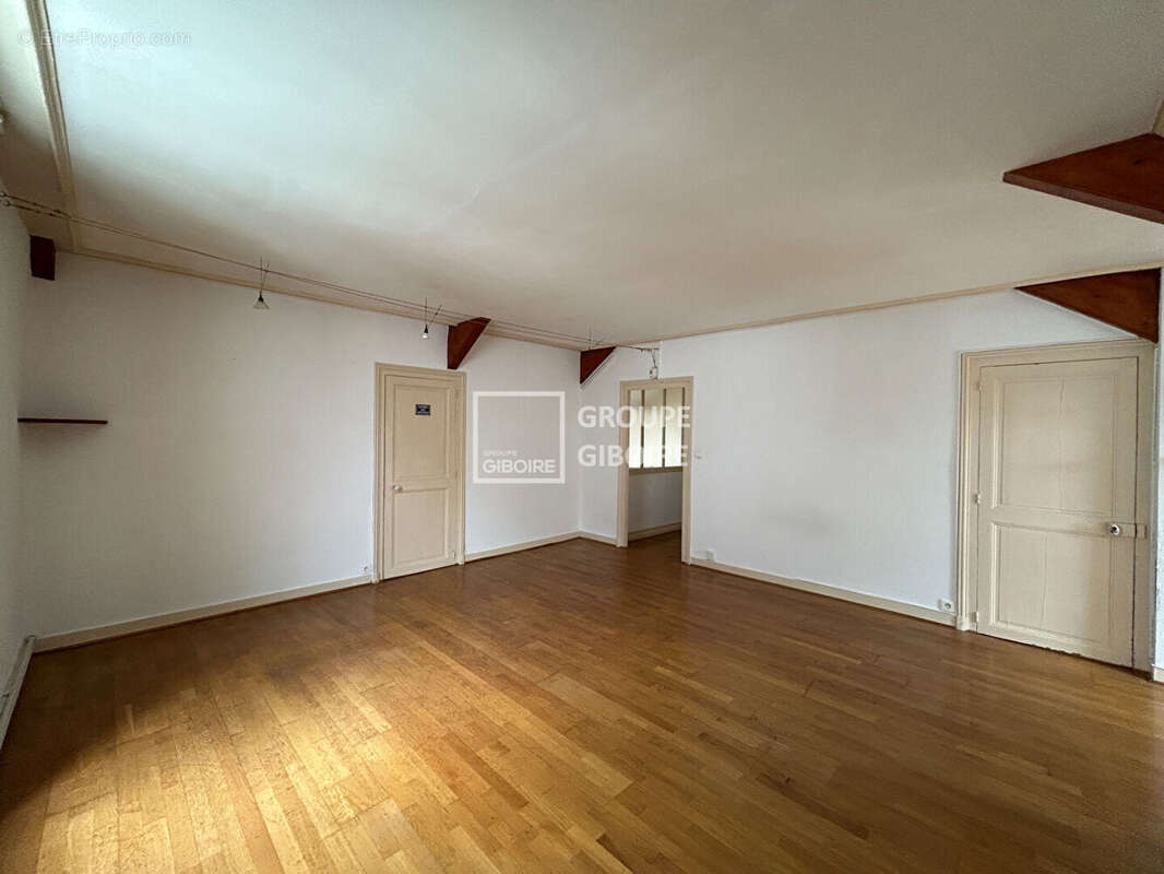 A vendre groupe giboire rennes appartement environ 62 m² avec cave quartier arsenal-redon - photo 2