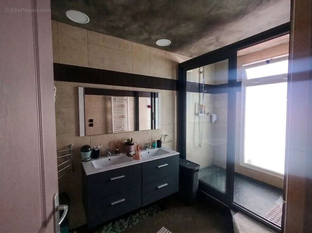Maison à LE TAMPON