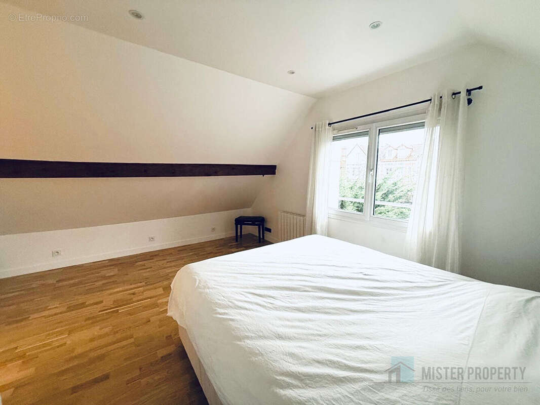 Maison à RUEIL-MALMAISON