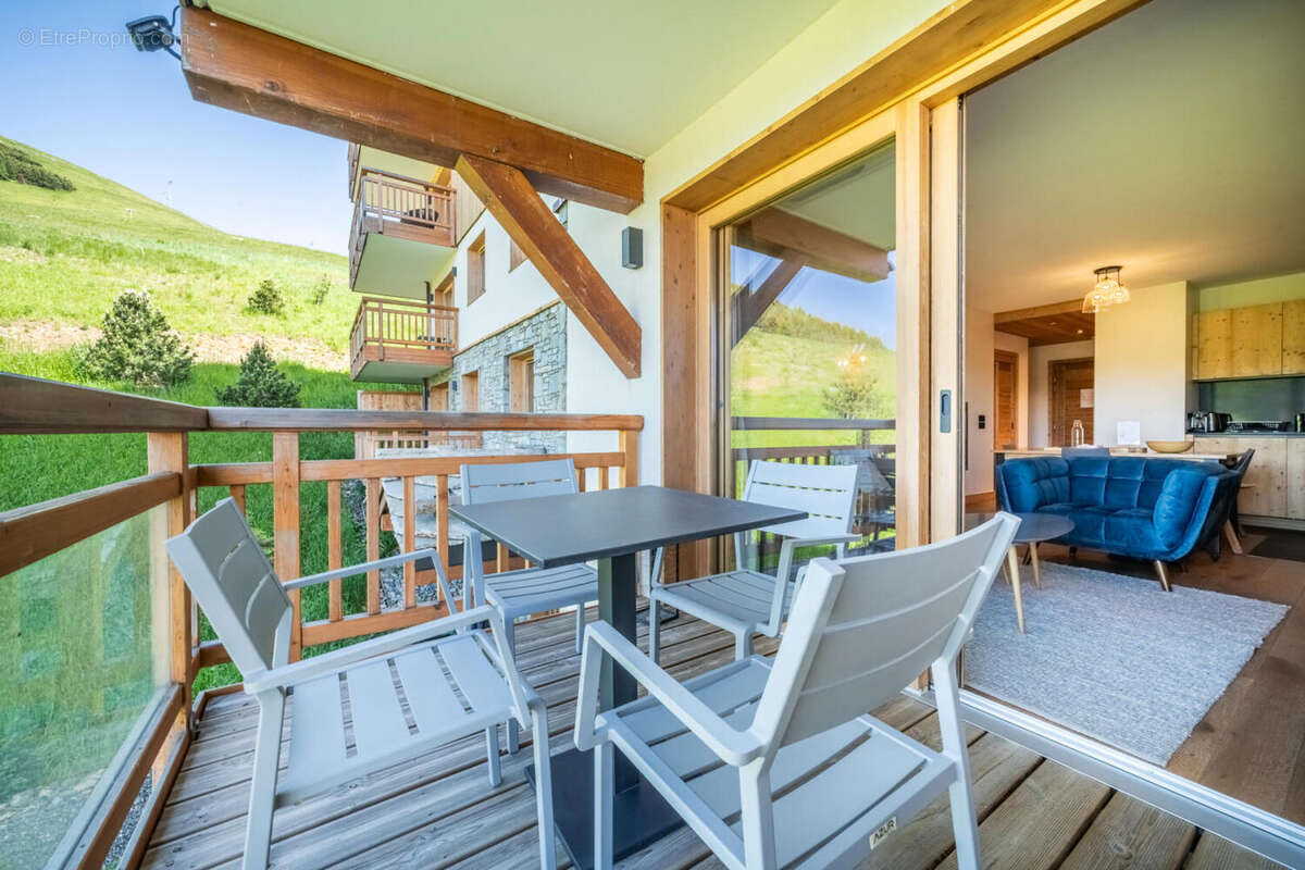 Ski Apartment for sale Alpe d&#039;Huez - a vendre -Ete - Appartement à HUEZ