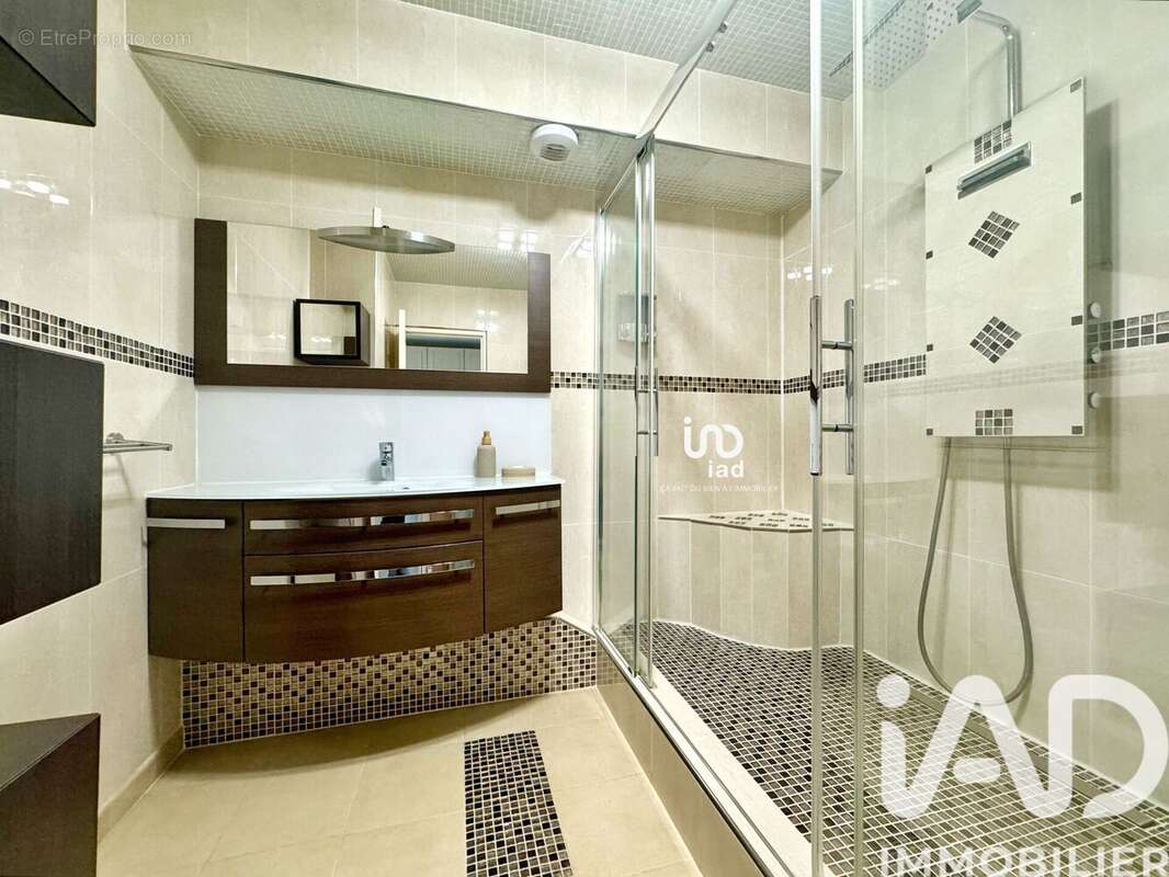 Photo 7 - Appartement à ASNIERES-SUR-SEINE