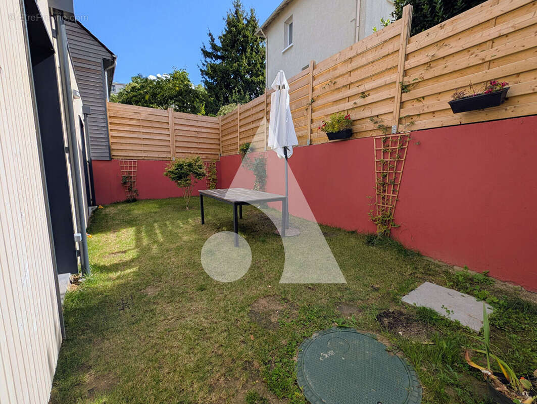 Maison à LA FRETTE-SUR-SEINE