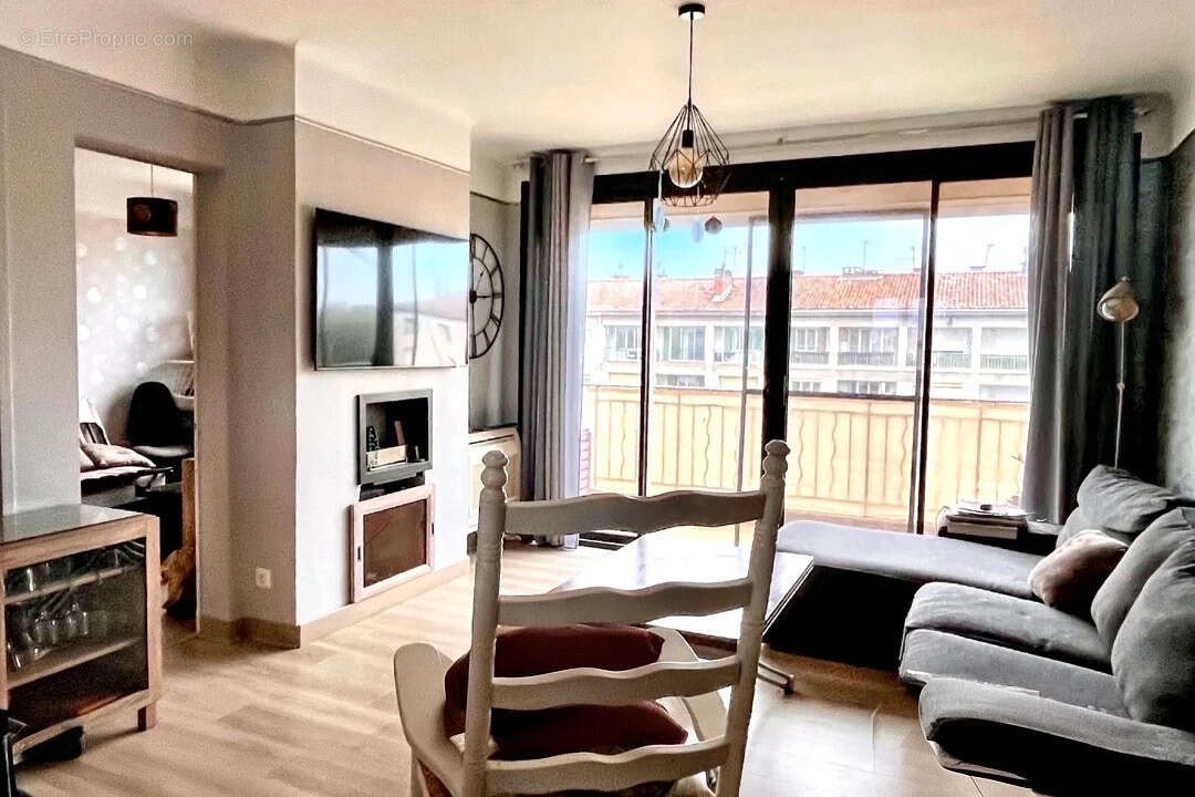 Appartement à TARASCON