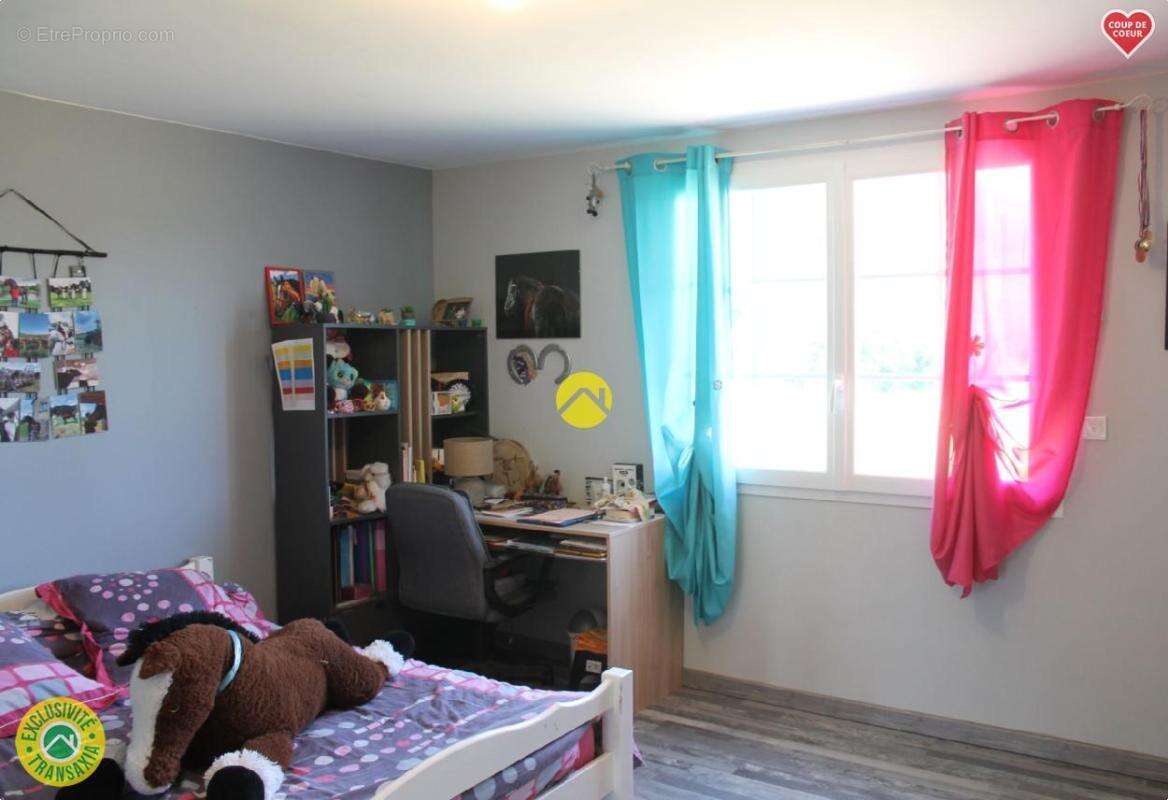 Maison 121 m² à Aurillac  - photo 7