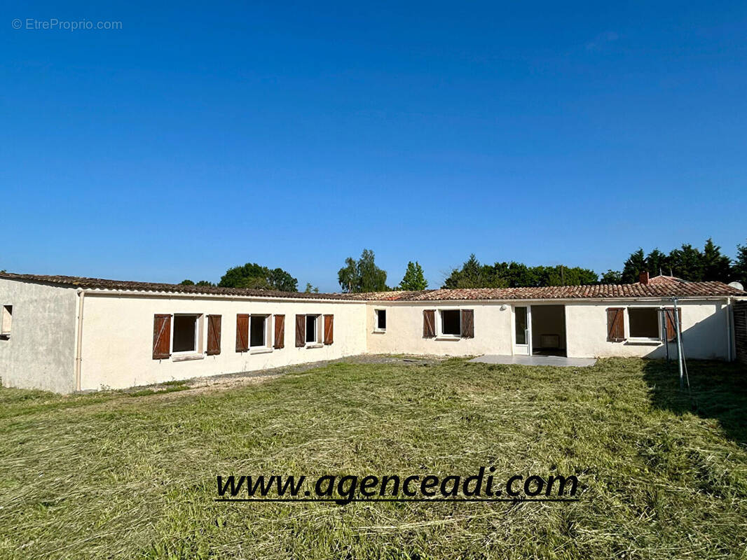 Maison à SAINT-VINCENT-LA-CHATRE