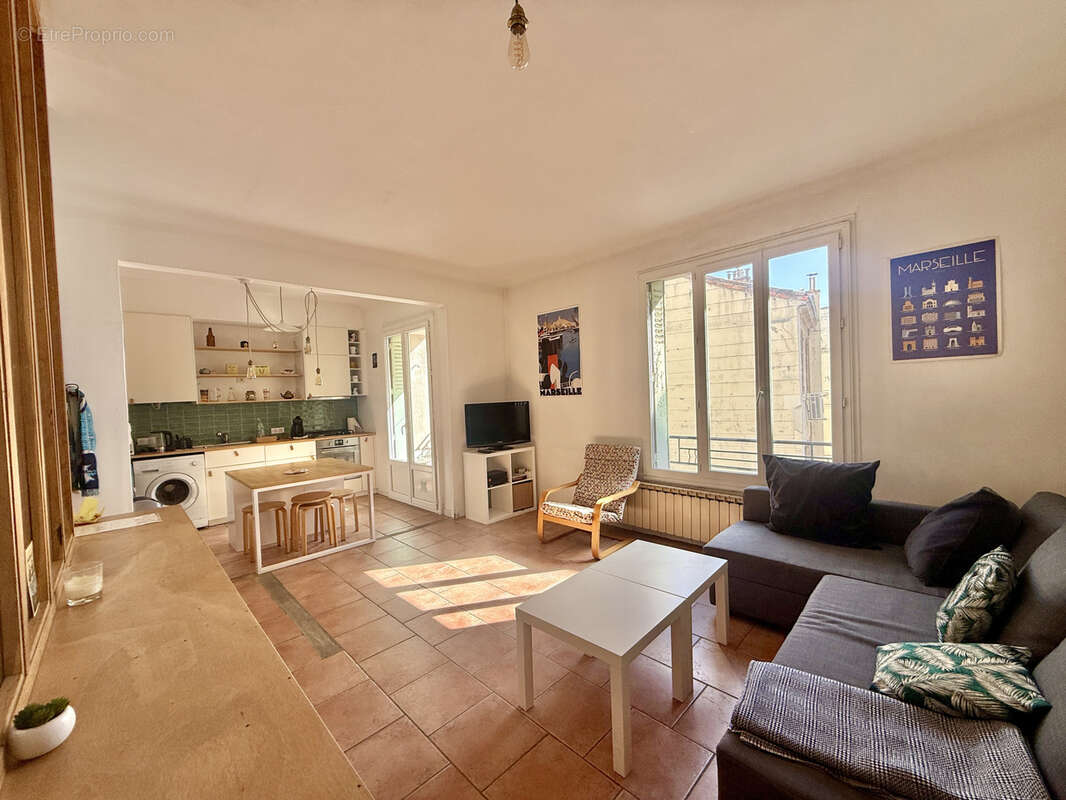 Appartement à MARSEILLE-7E