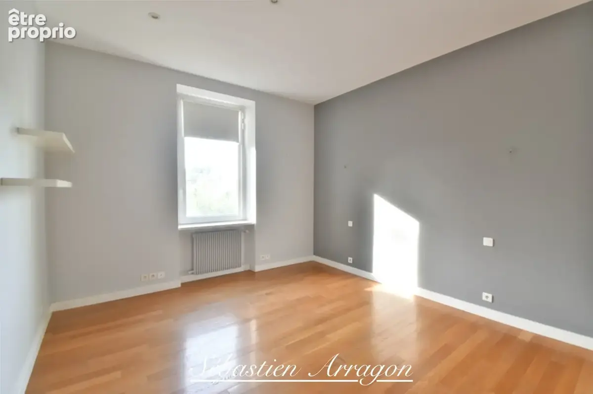 Maison de maître du XIXᵉ siècle à Villeneuve-sur-Lot – 460 m² – Parc de 8 300 m² – Piscine – Centre-ville à pied - photo 30