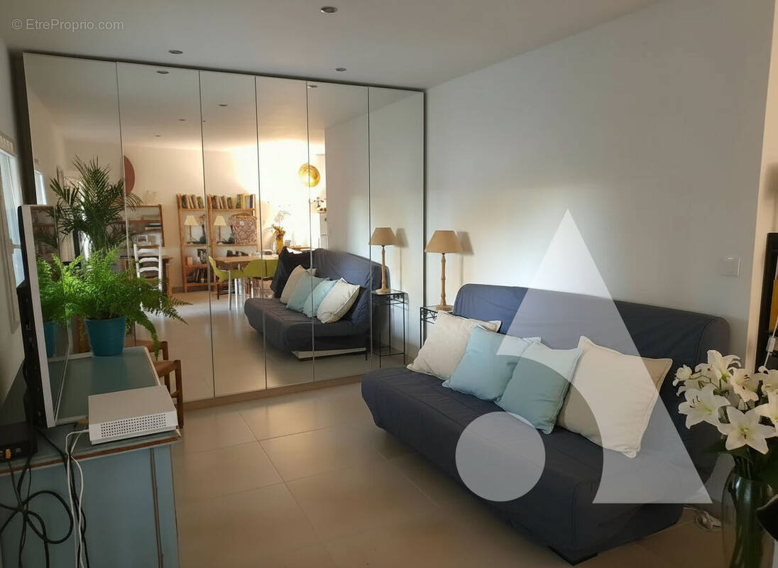 Appartement à VILLECROZE