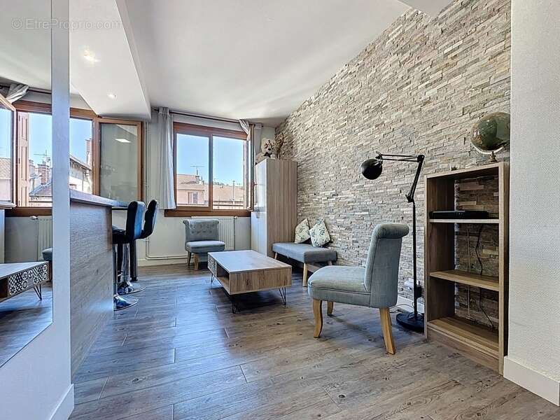 Appartement à SAINT-ETIENNE