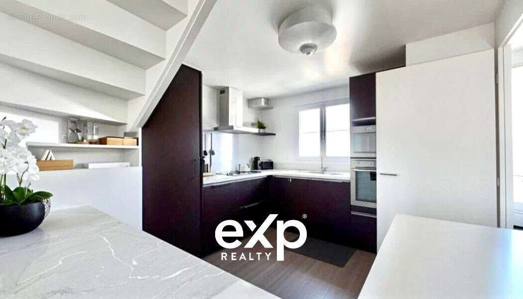 Appartement à BAILLY-ROMAINVILLIERS