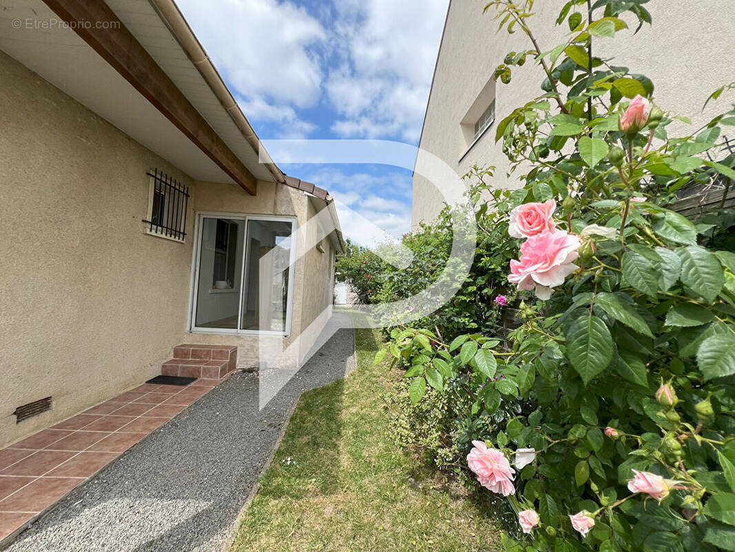 Maison à LA VERRIERE