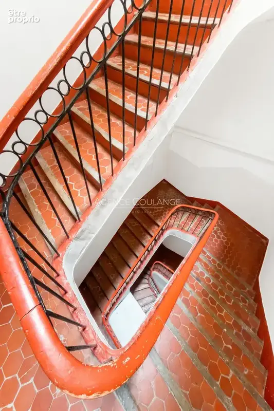 Appartement 68 m² à vendre à Marseille-1e (13001) - photo 2