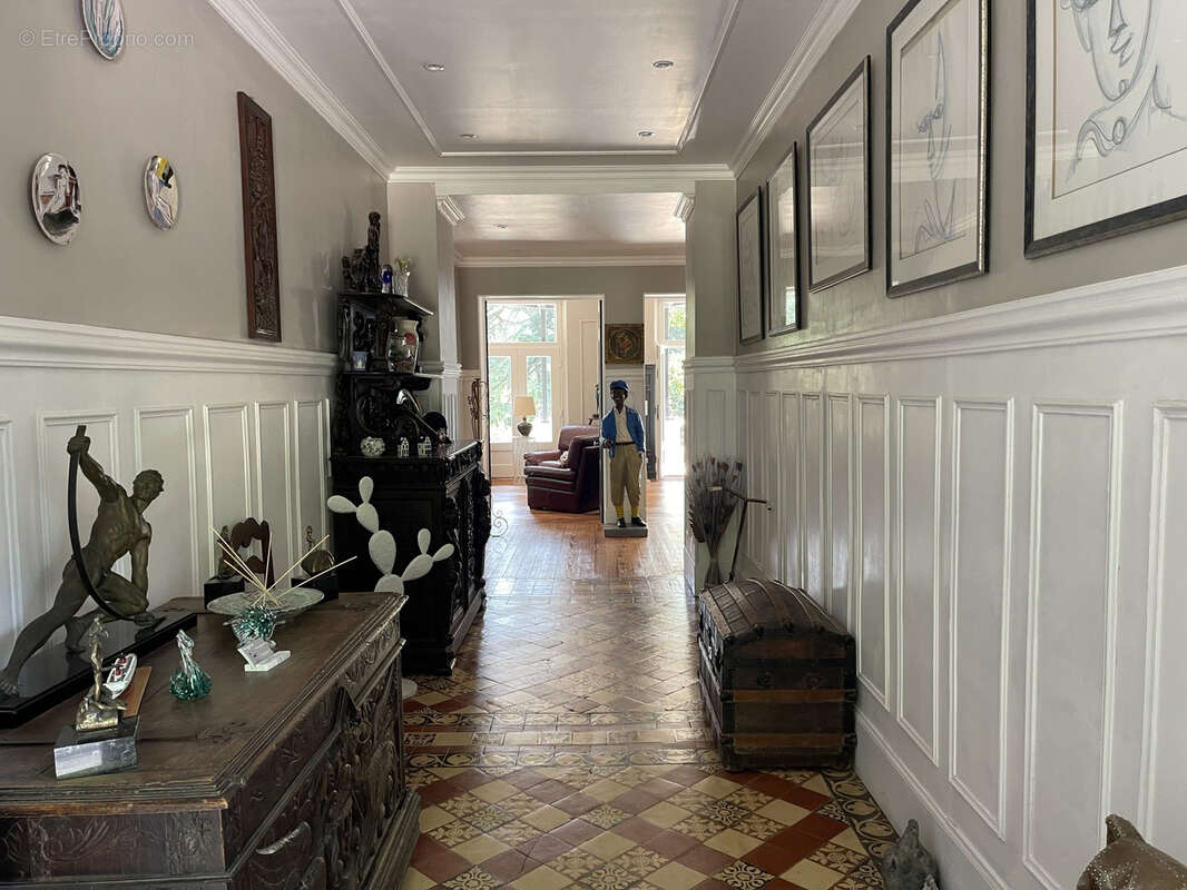 Maison à JAVERLHAC-ET-LA-CHAPELLE-SAINT-ROBERT