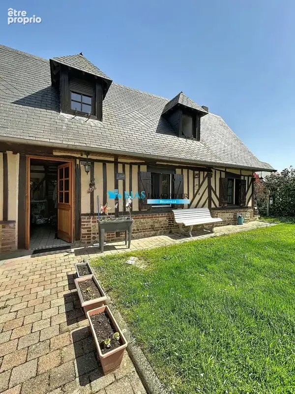 Maison à LA LANDE-SAINT-LEGER