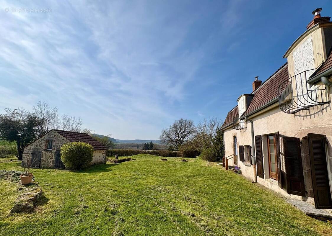 Photo 1 - Maison à SAINT-DIDIER-SUR-ARROUX