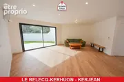 Maison à LE RELECQ-KERHUON
