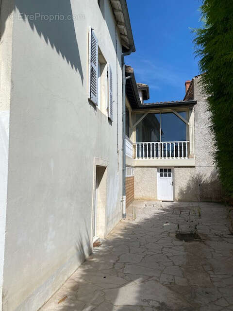 Maison à HURIGNY
