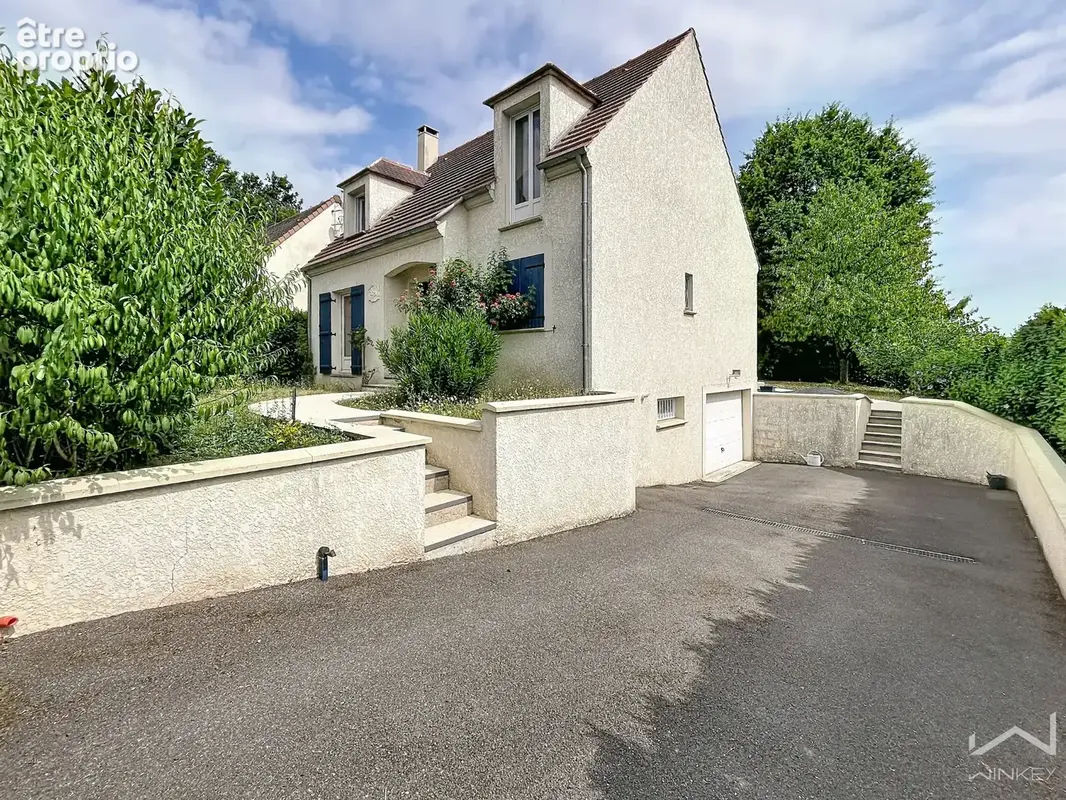 Maison à ECHARCON