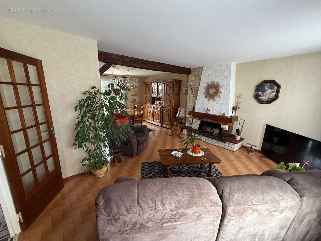 Maison  sur sous-sol - 4 chambres - - photo 4
