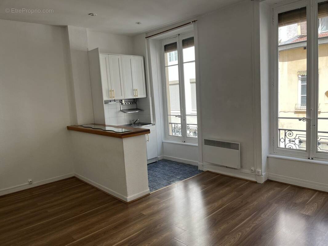 Appartement à LYON-6E