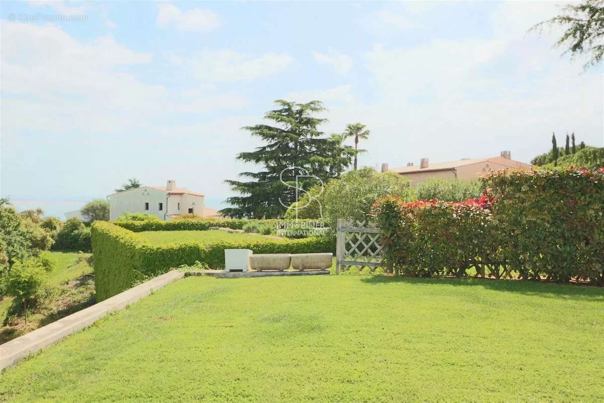 Maison à VILLENEUVE-LOUBET