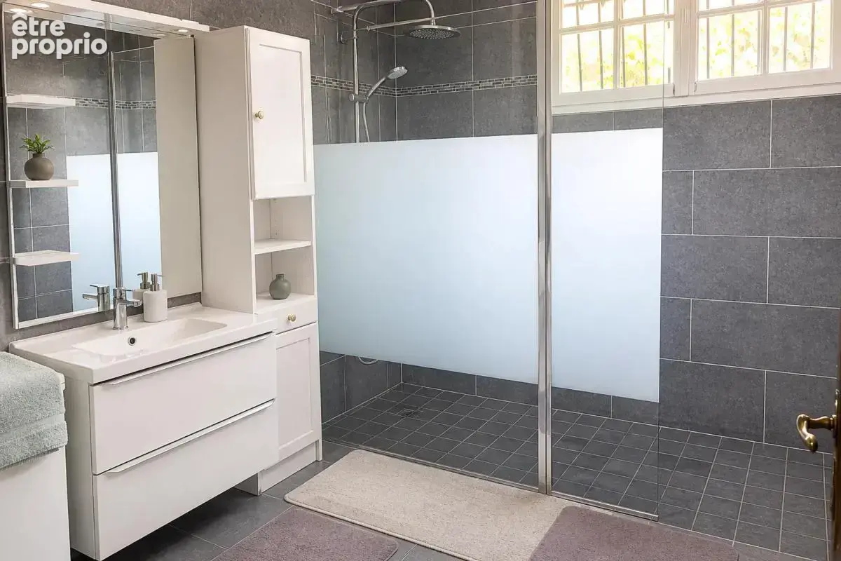 Maison de 12 pièces de 240 m² à Mormant - photo 20