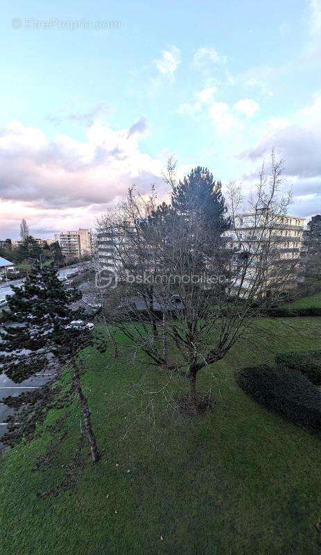 Angers – opportunité t3 lumineux avec grand balcon & vue dégagée à 10 min de la gare – tram et bus à proximité immédiate - photo 2
