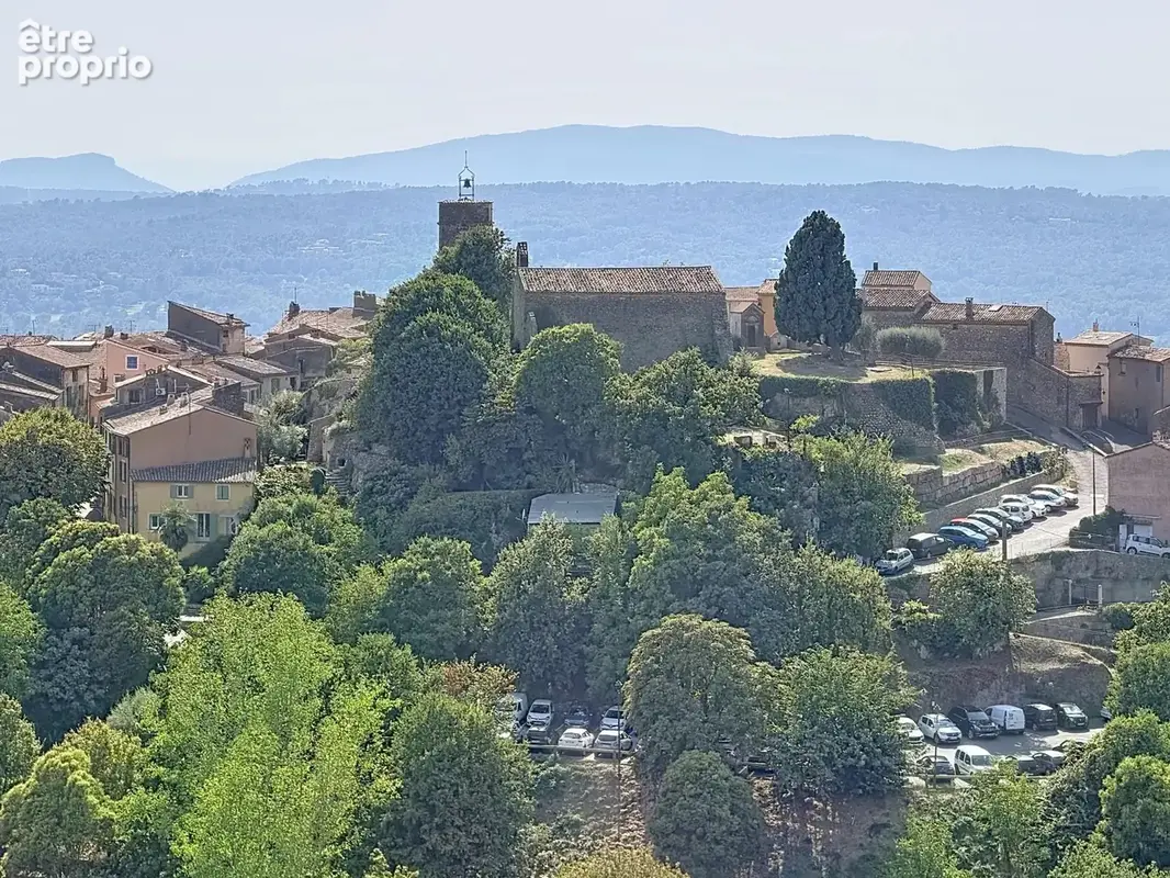 Montauroux : vue panoramique & village à pied - photo 14