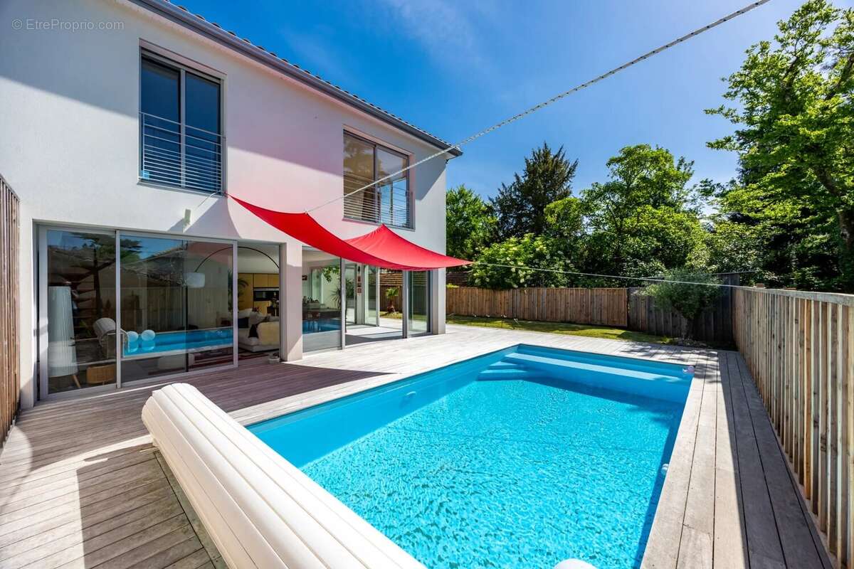 Maison à GRADIGNAN