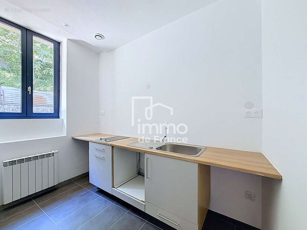 Appartement à BELLEGARDE-SUR-VALSERINE