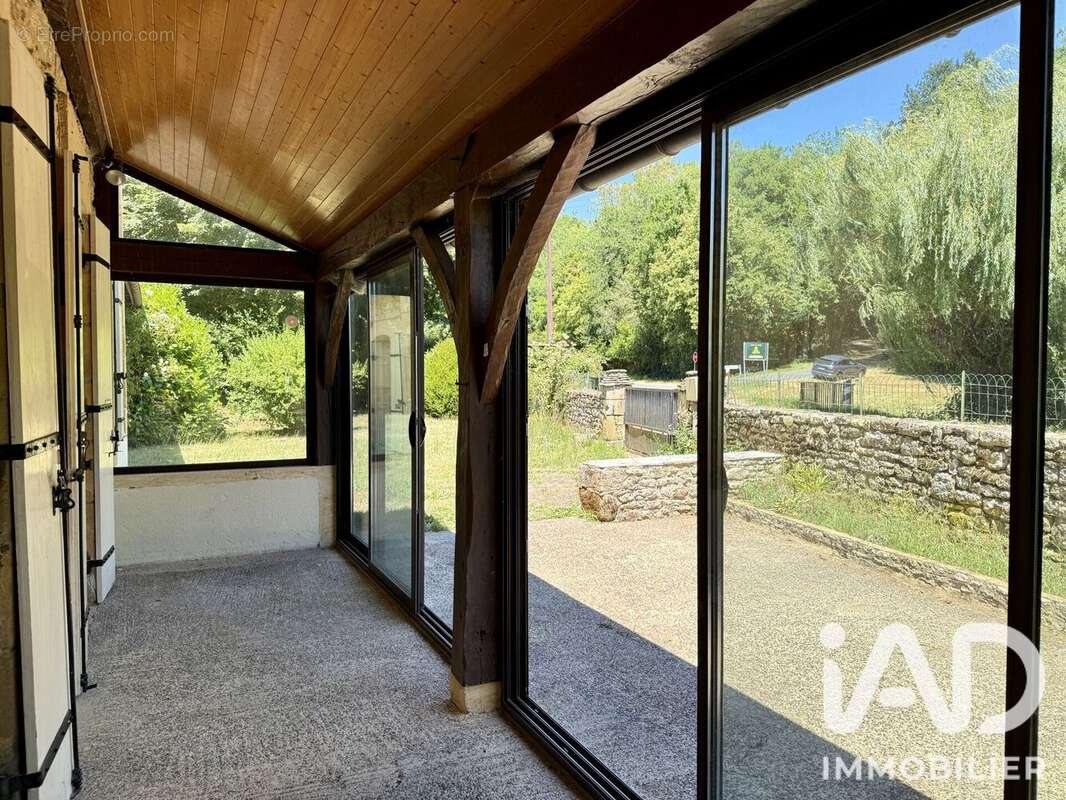 Maison 150 m² à Marquay  - photo 6