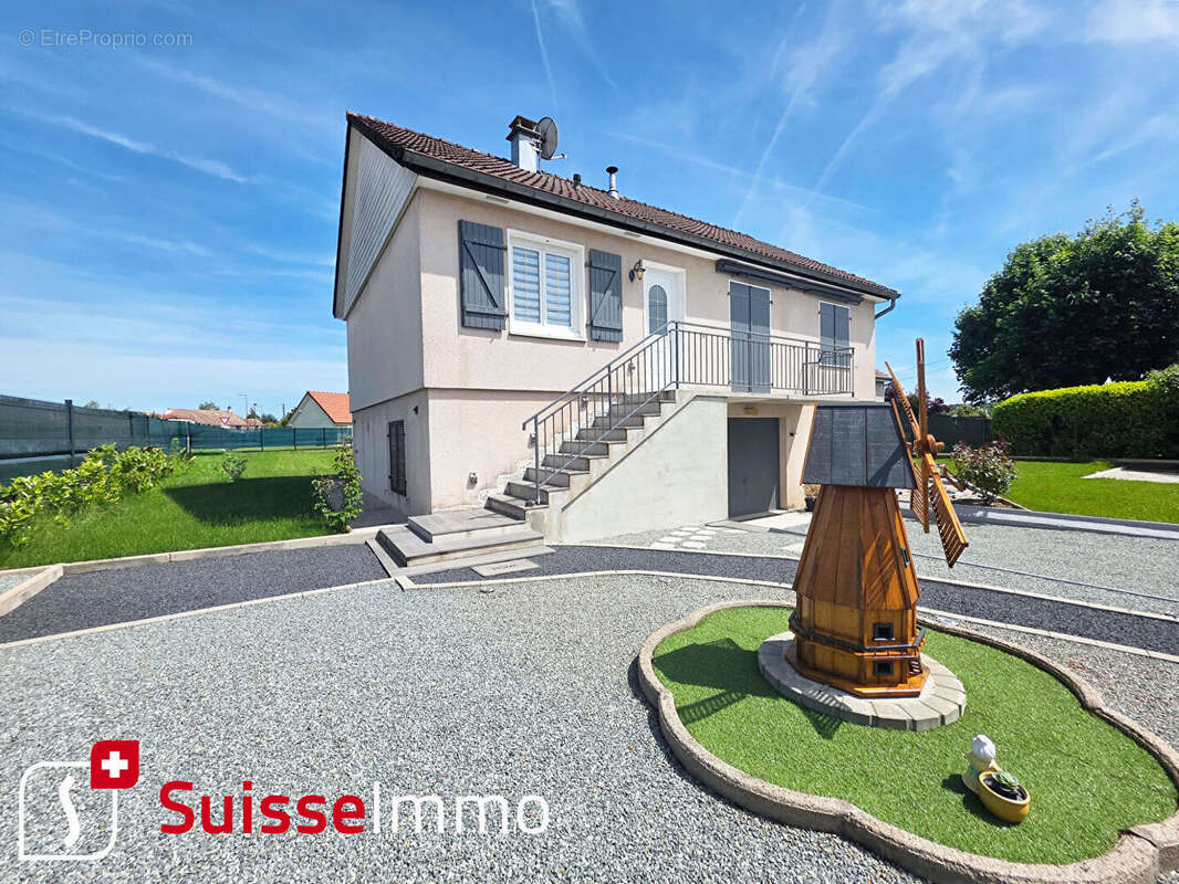 Maison à ROYE
