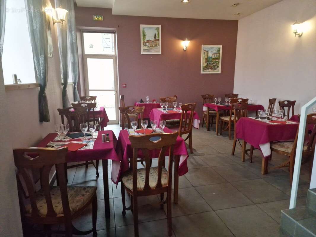 Dpt vosges (88), à vendre secteur neufchateau - murs & fonds bar restaurant immeuble - photo 5