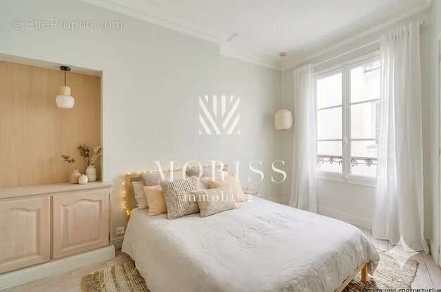 Appartement à PARIS-8E