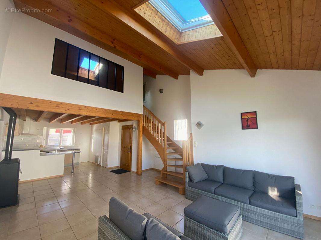 Maison à SAINTE-PAZANNE