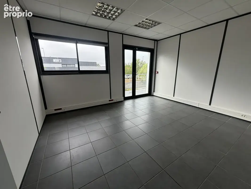 Vente immeuble bureaux/activités 825m2 - photo 15