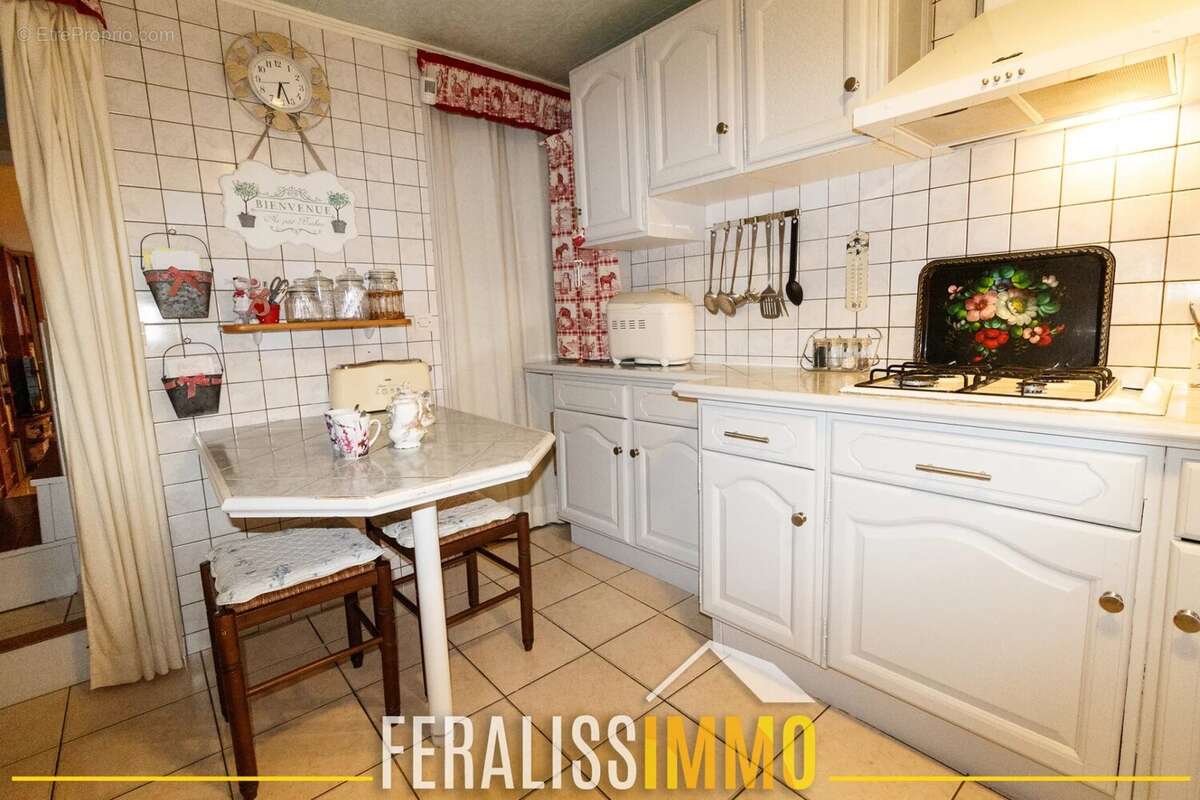 Maison à VAUX-SUR-SEINE