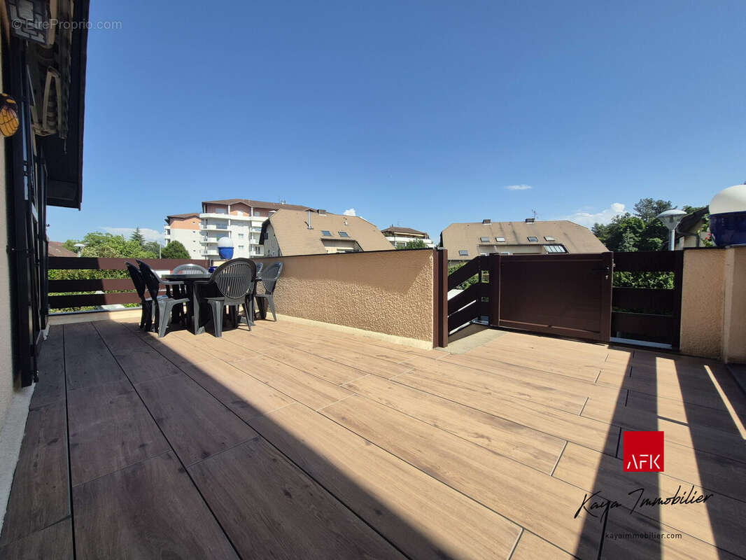 Appartement à AMBILLY
