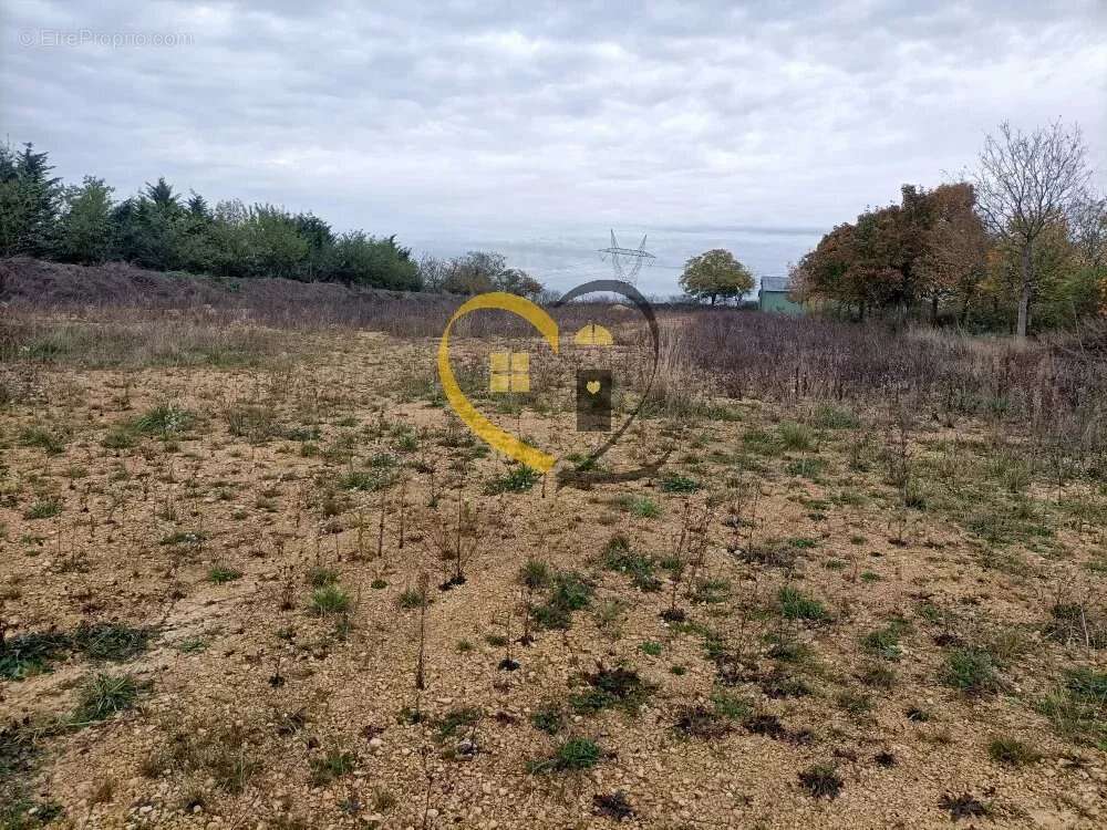 Appartement à BERRY-BOUY